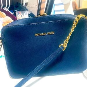Michael kors shoulder bag